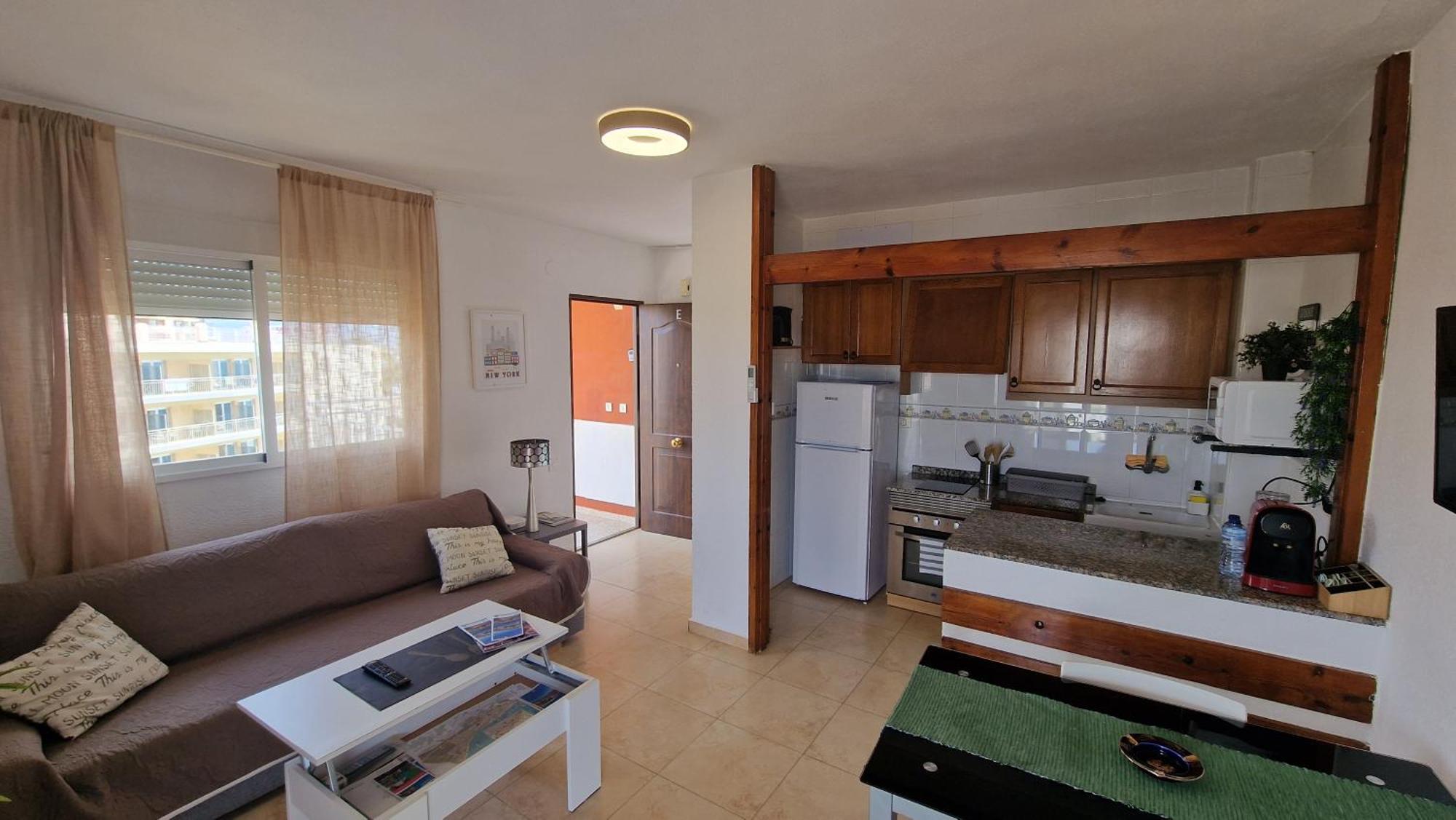 Apartament Apartamento De 1 Habitacion Frente Al Mar Y Con Piscina Benicàssim Zewnętrze zdjęcie